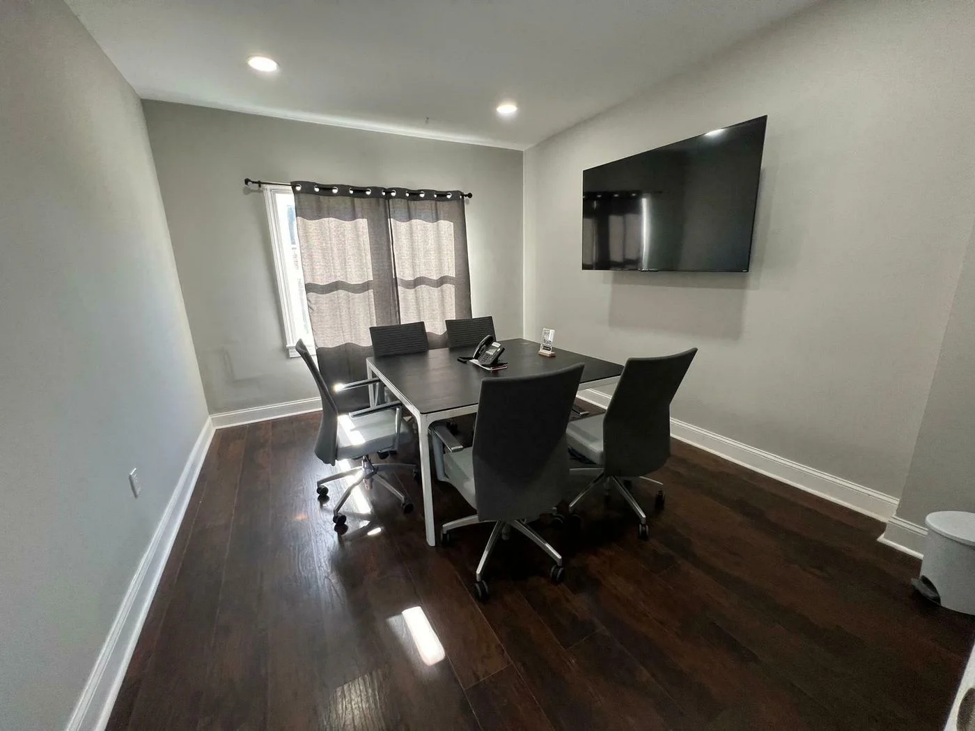 Photo 1 of 3314 Oaklawn Blvd, Hopewell, VA 23860