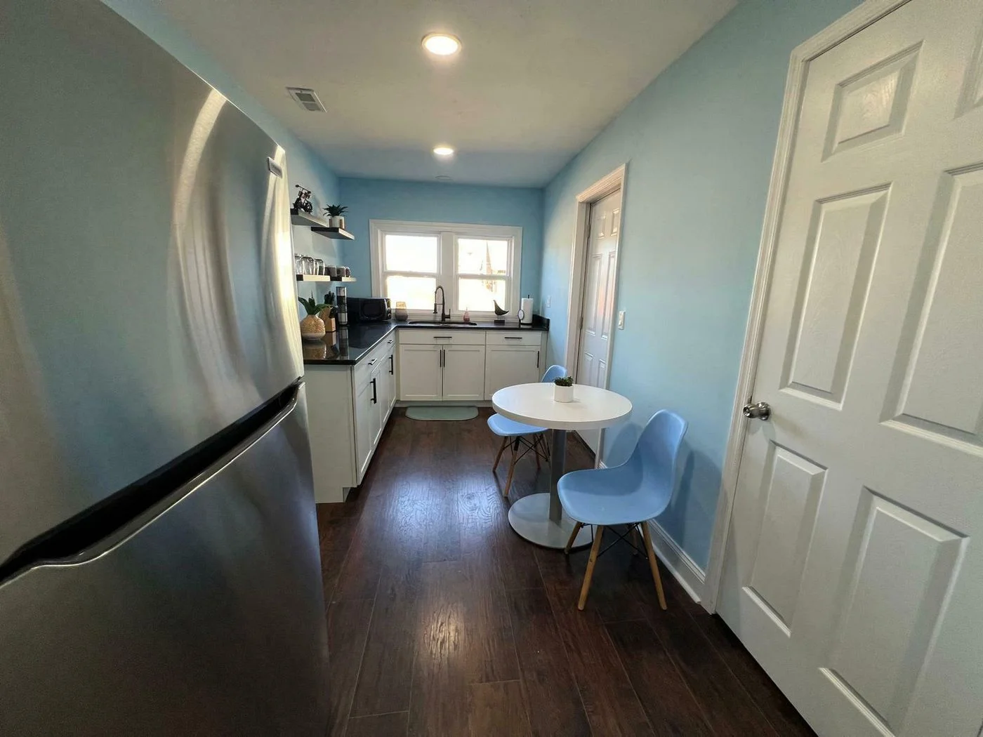 Photo 3 of 3314 Oaklawn Blvd, Hopewell, VA 23860