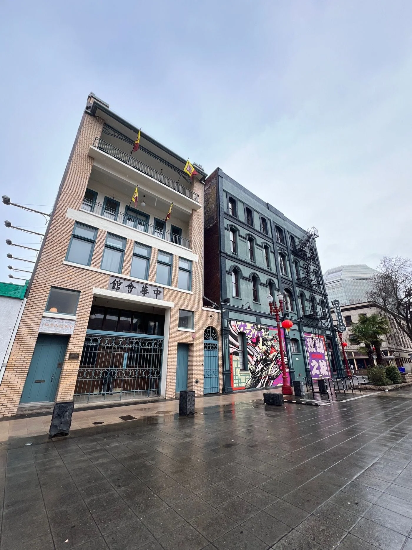 Photo 3 of 315-317 NW Davis St, Portland, OR 97209