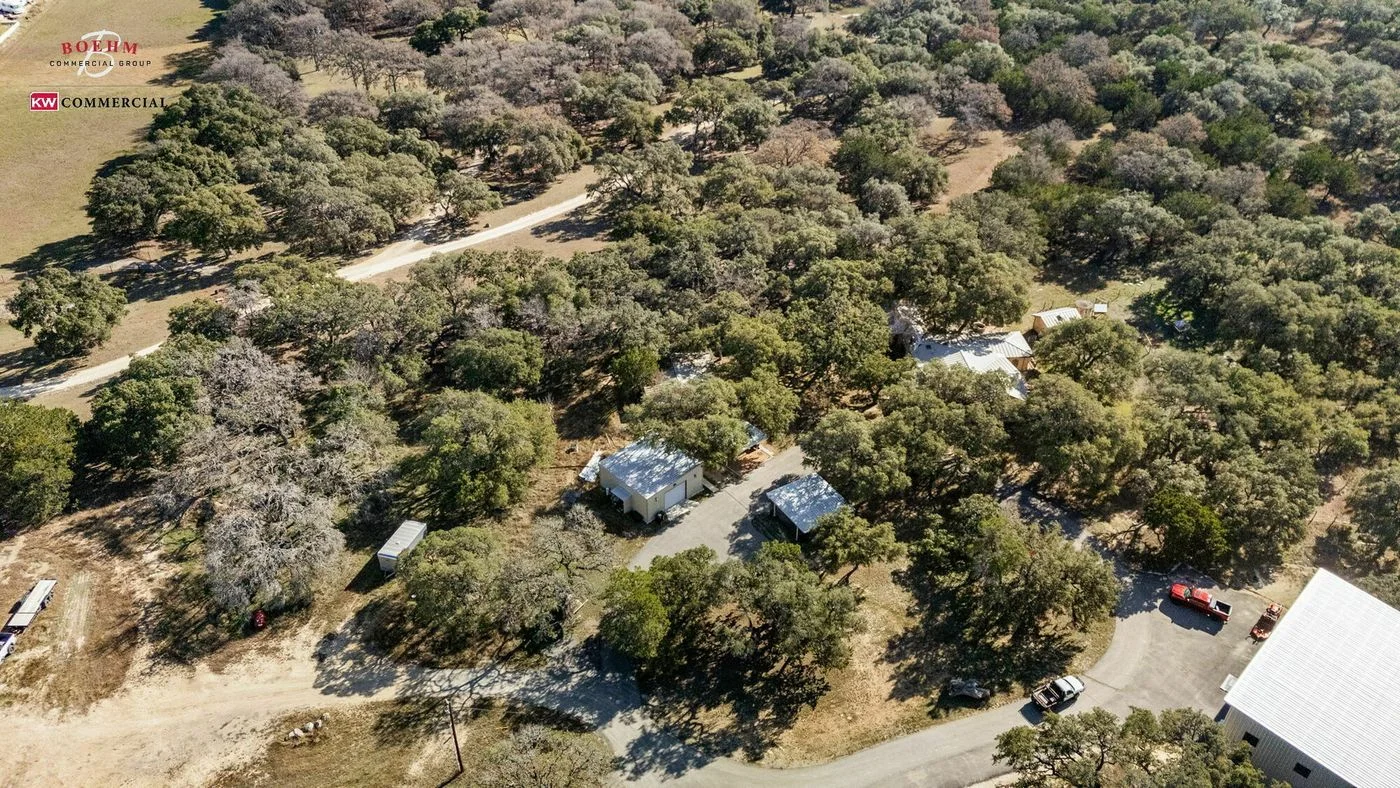 Photo 2 of 39 Scenic Loop Rd, Boerne, TX 78006