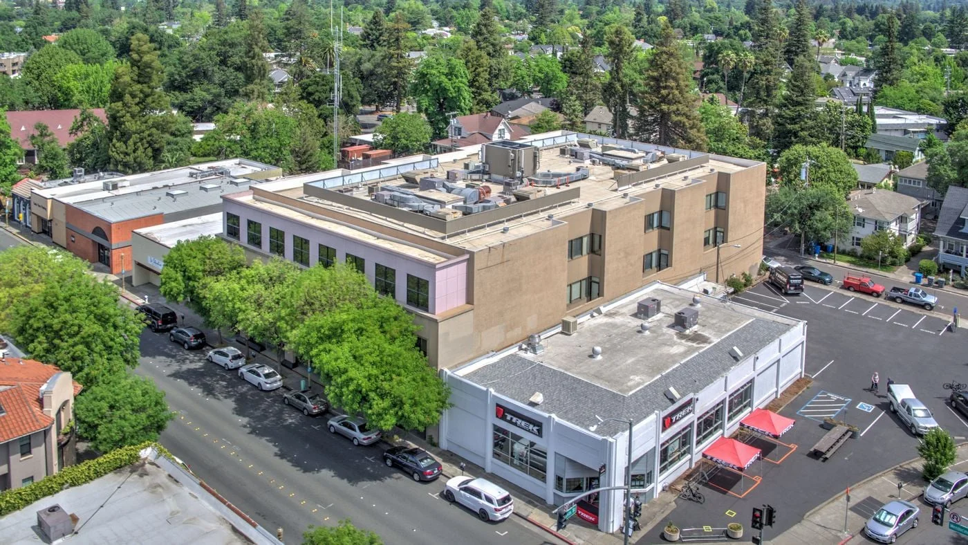 Photo 3 of 520 Mendocino Ave, Santa Rosa, CA 95401