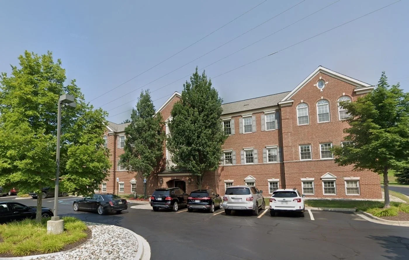 Photo 1 of 121 W Long Lake Rd, Bloomfield Hills, MI 48304