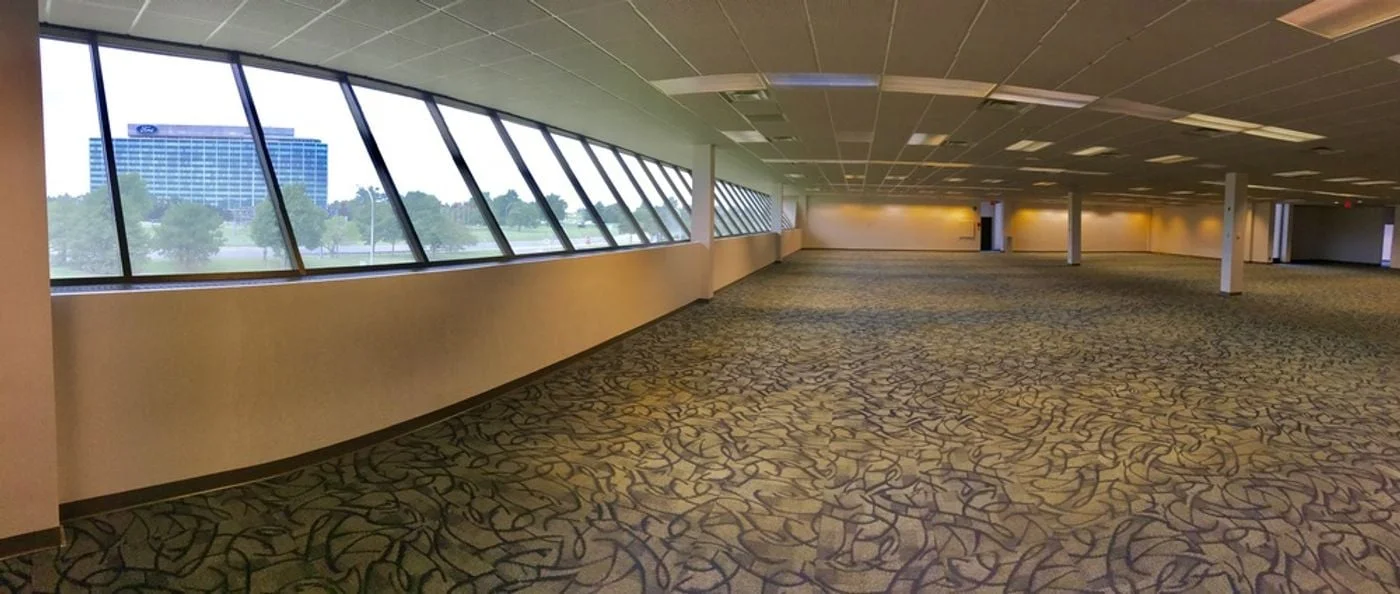 Photo 3 of 17501 Michigan Ave, Dearborn, MI 48126