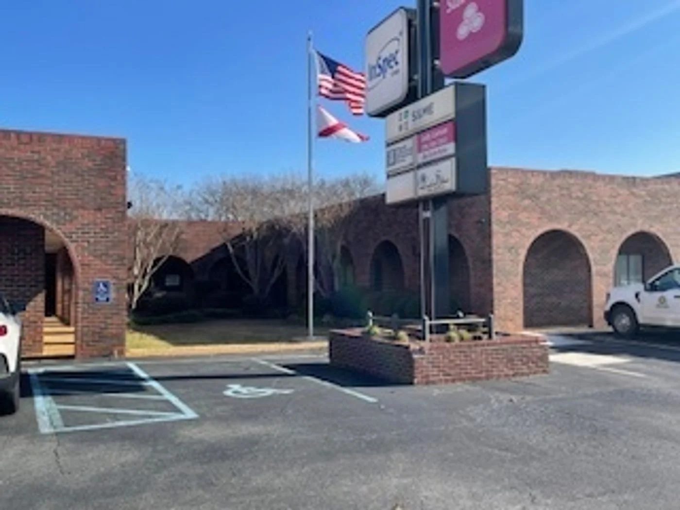 Photo 2 of 2046 Beltline Rd SW, Decatur, AL 35601