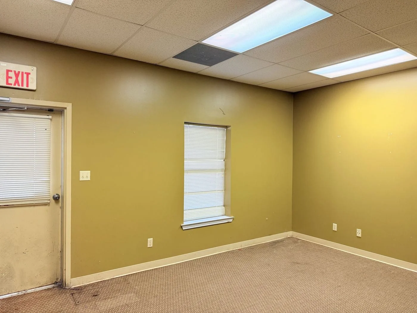 Photo 2 of 1590 Bonnie Lane, Memphis, TN 38016