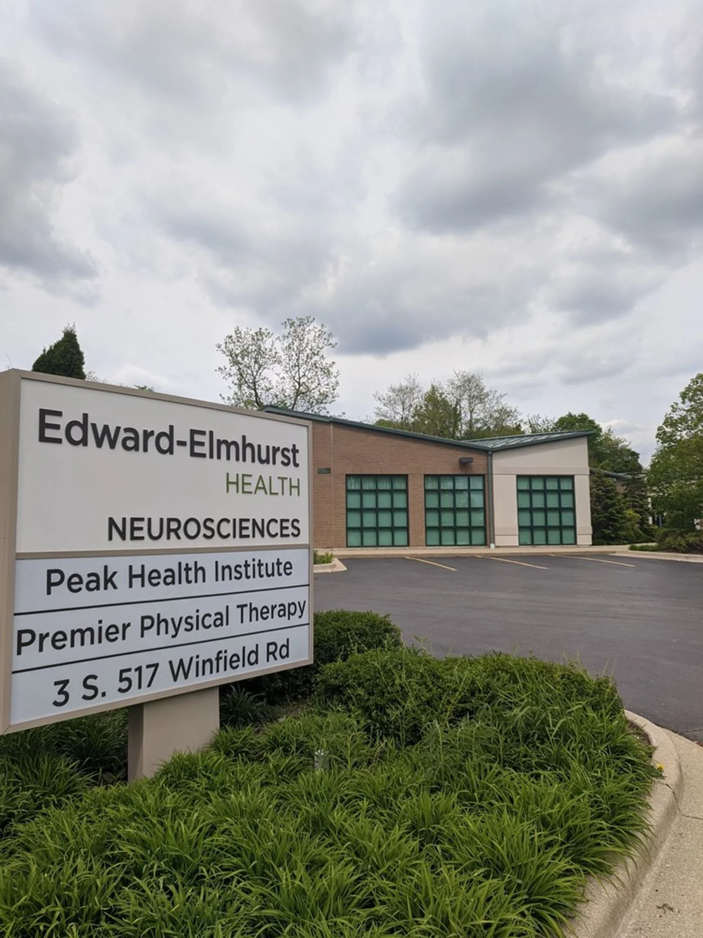 Photo 1 of 3S517 Winfield Rd, Warrenville, IL 60555