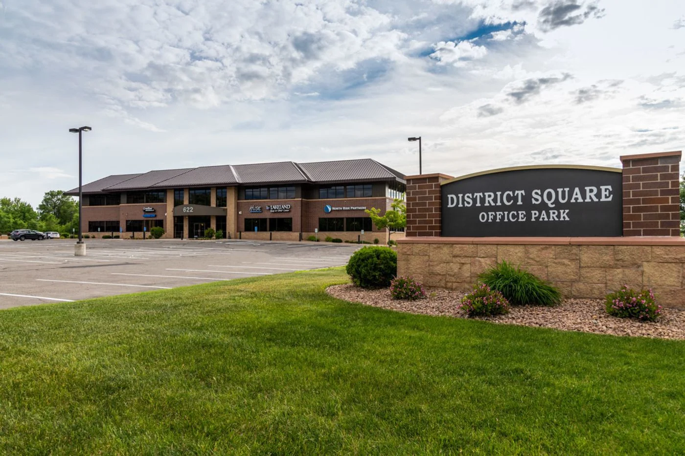 Photo-1 of 622 Roosevelt Rd, Saint Cloud, MN 56301