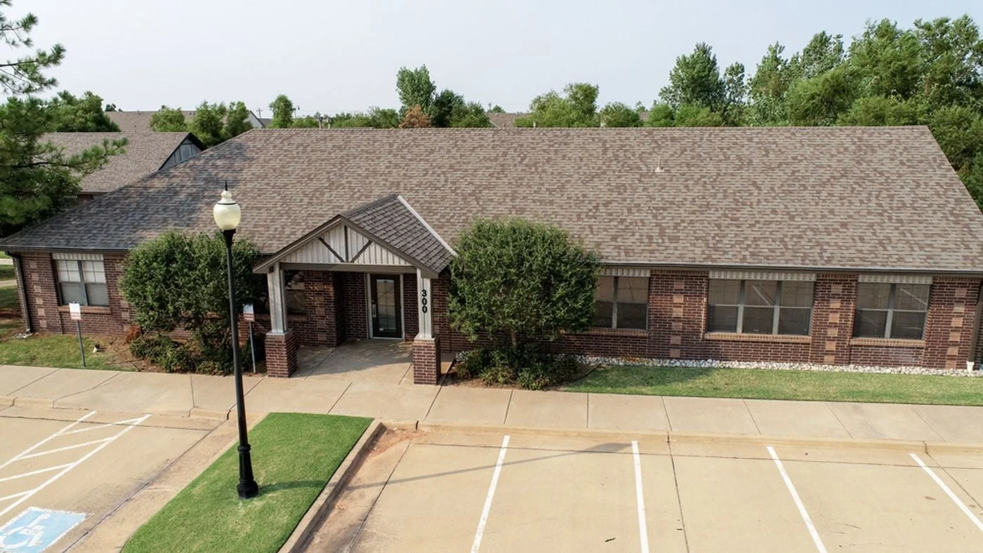 Photo 1 of 416 W 15th St, Edmond, OK 73013