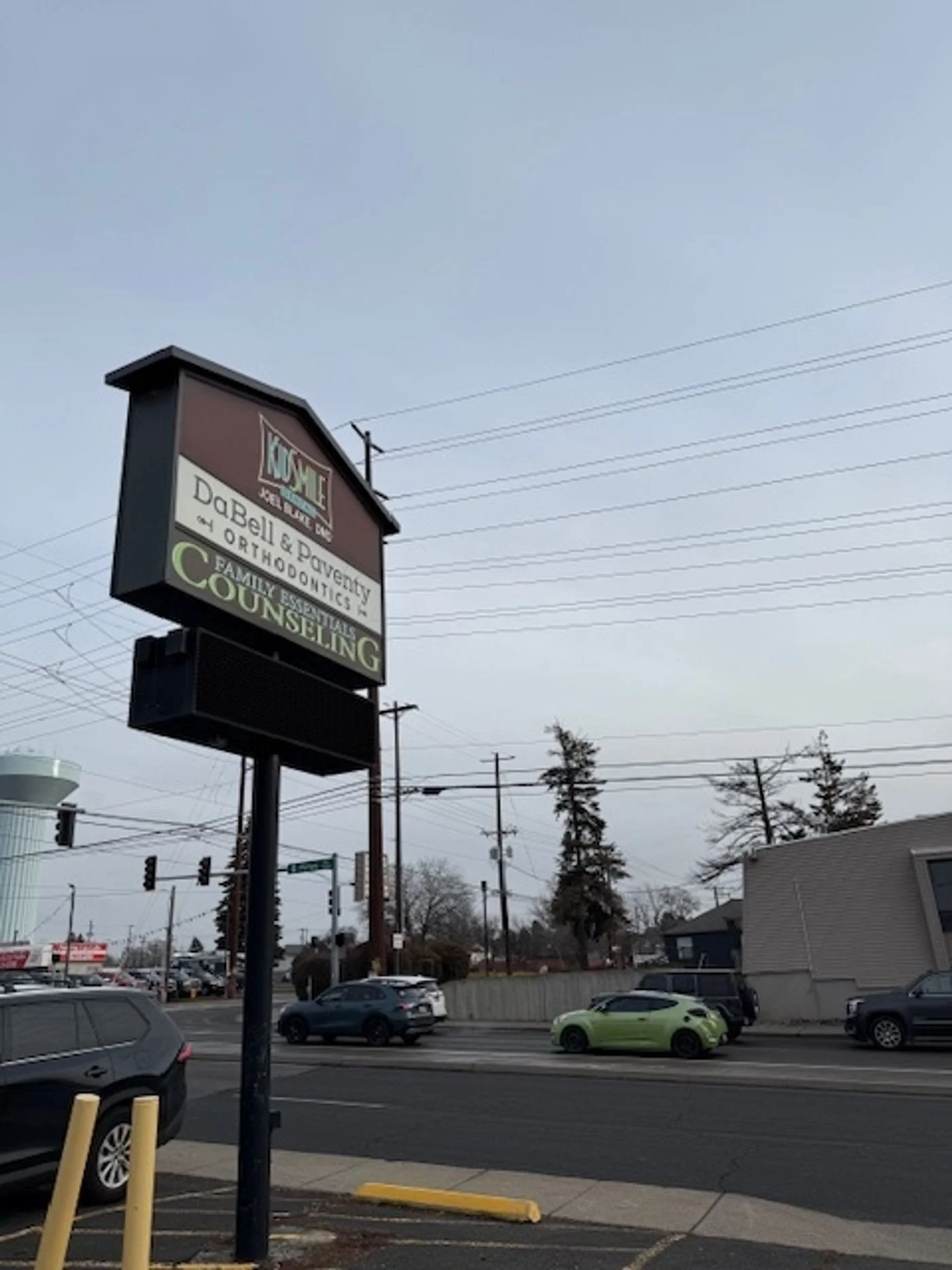 Photo 2 of 721 N Pines Rd, Spokane Valley, WA 99206