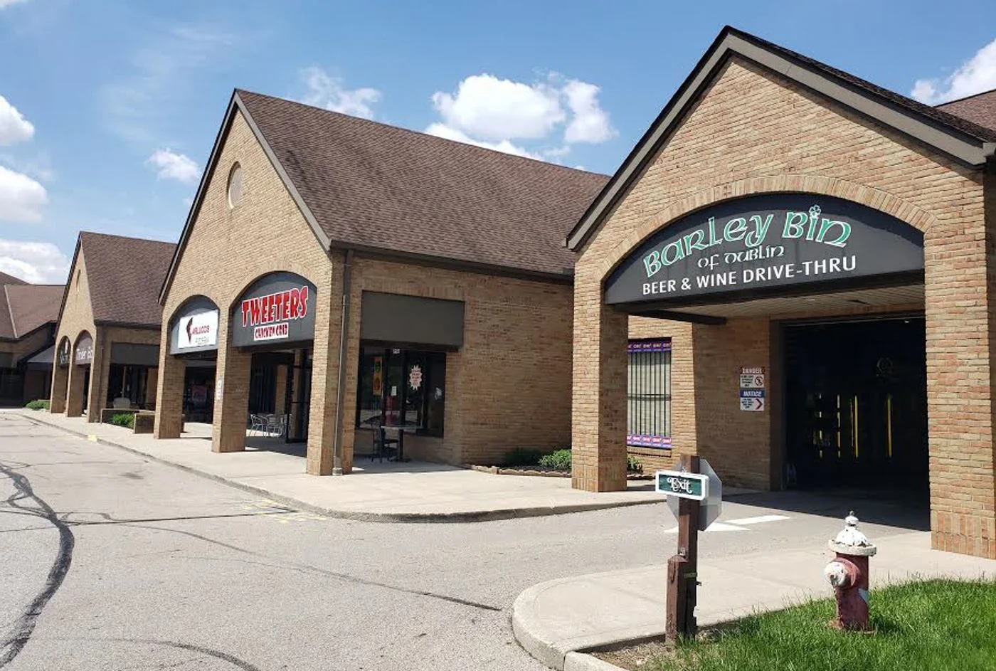 Photo 1 of 5891 Karric Square Dr, Dublin, OH 43016