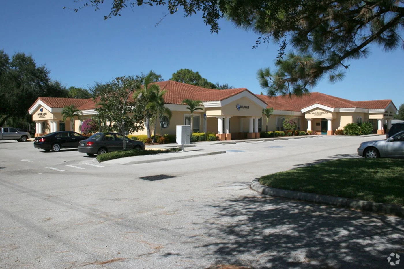 Photo-1 of 1314 E Venice Ave, Venice, FL 34285
