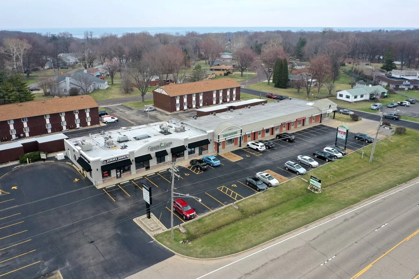 Photo 1 of 8510 - 8516 N. Knoxville Avenue, Peoria, IL 61615