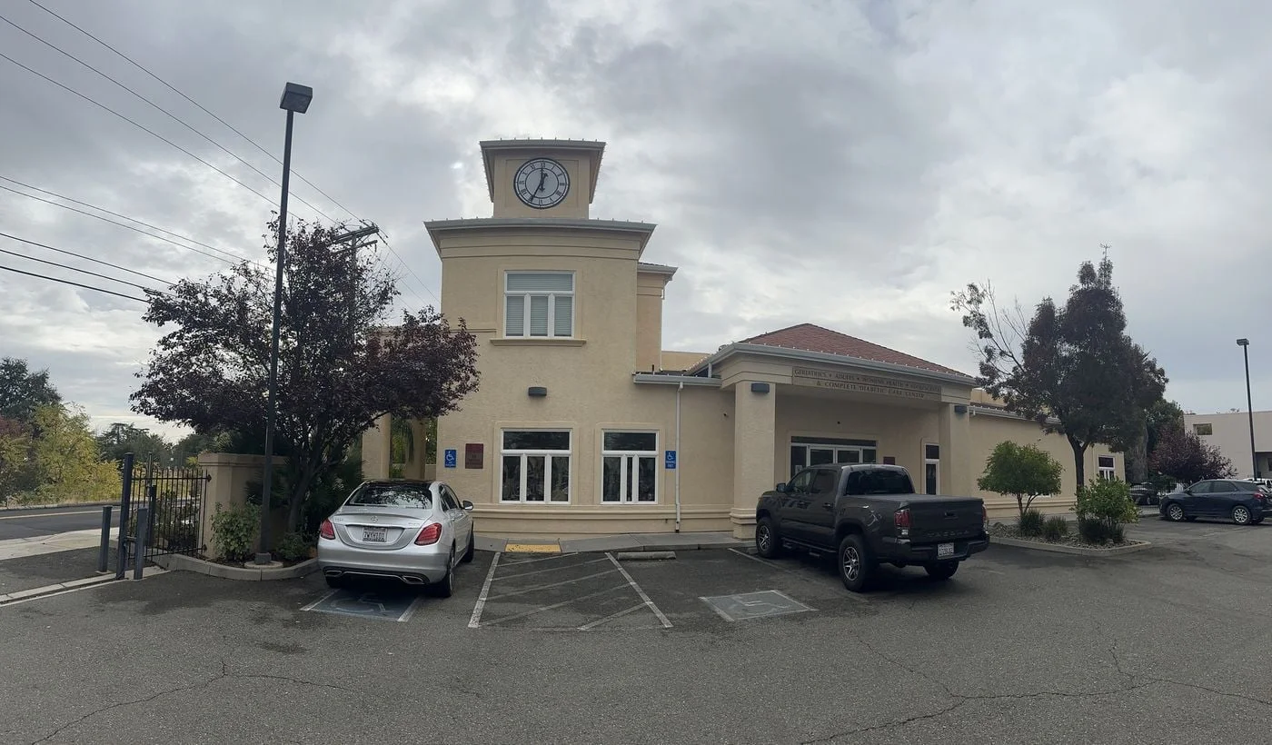 Photo 1 of 2110 Railroad Ave, Redding, CA 96001