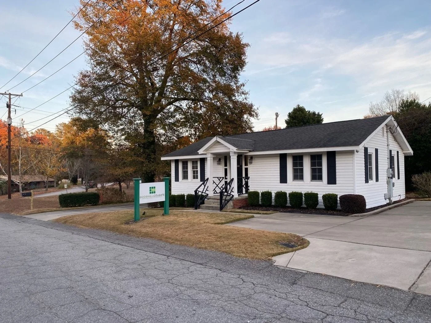 Photo 1 of 1620 Willingham Dr, Columbia, SC 29206