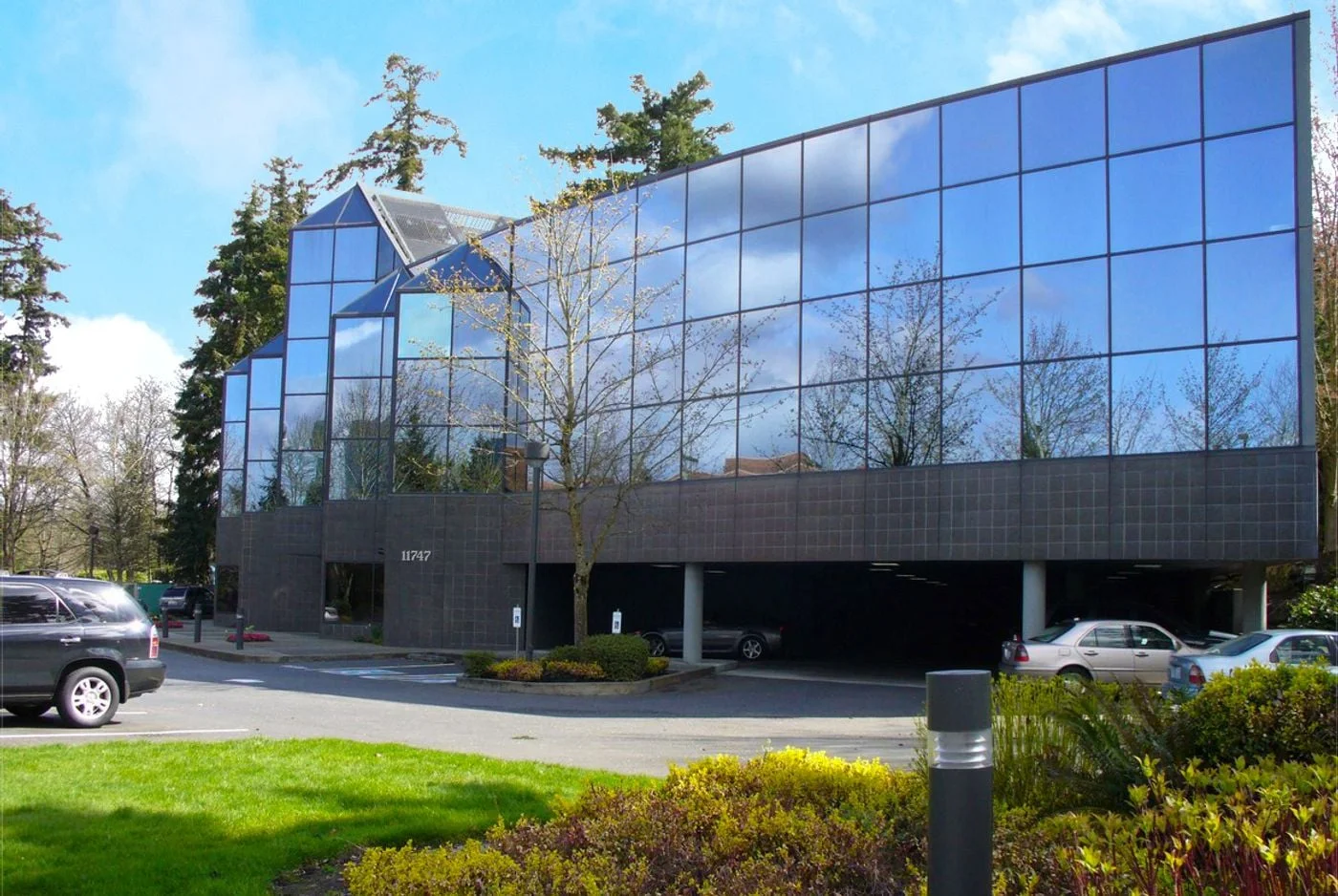 Photo 1 of 11747 NE 1st St, Bellevue, WA 98005