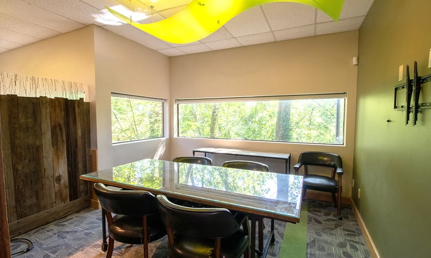 Photo 1 of 15200 52nd Ave S, Tukwila, WA 98188