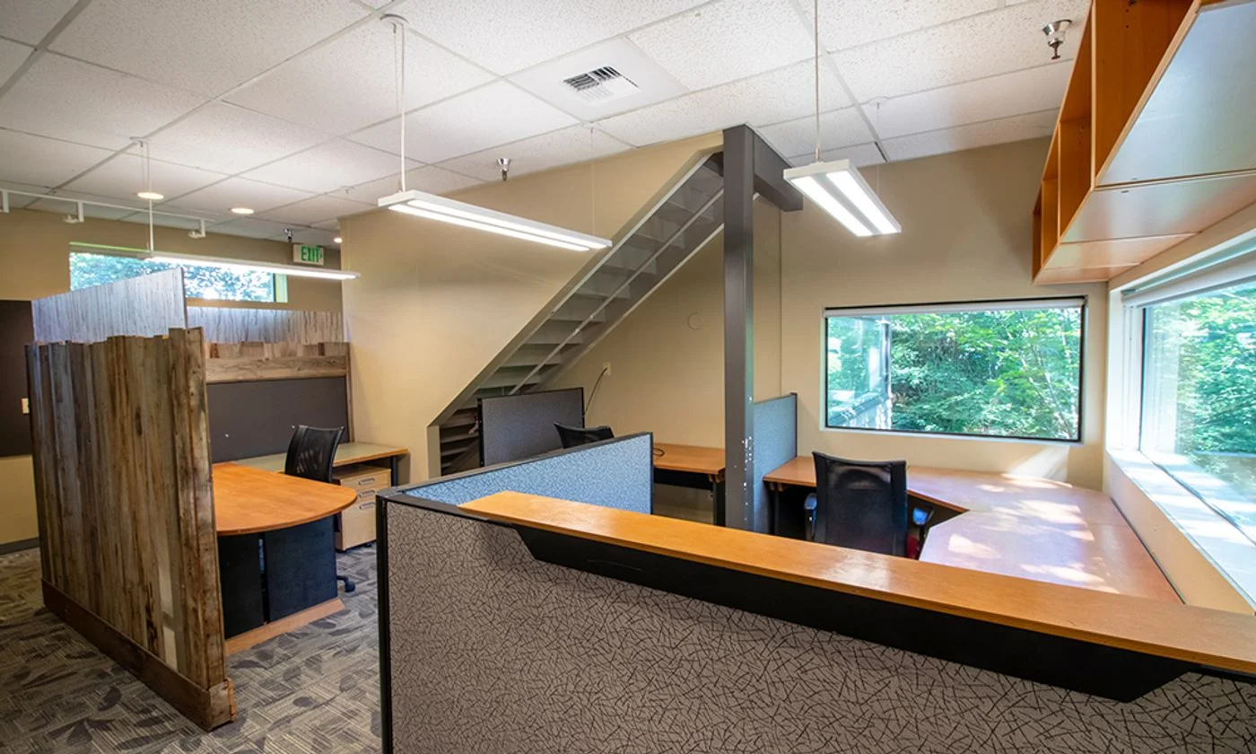 Photo 2 of 15200 52nd Ave S, Tukwila, WA 98188