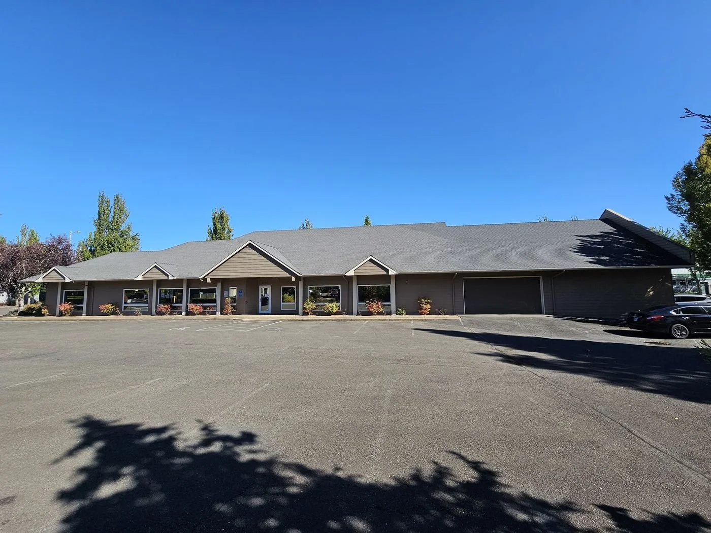 Photo-2 of 5125 Wittenberg Ln NE, Keizer, OR 97303