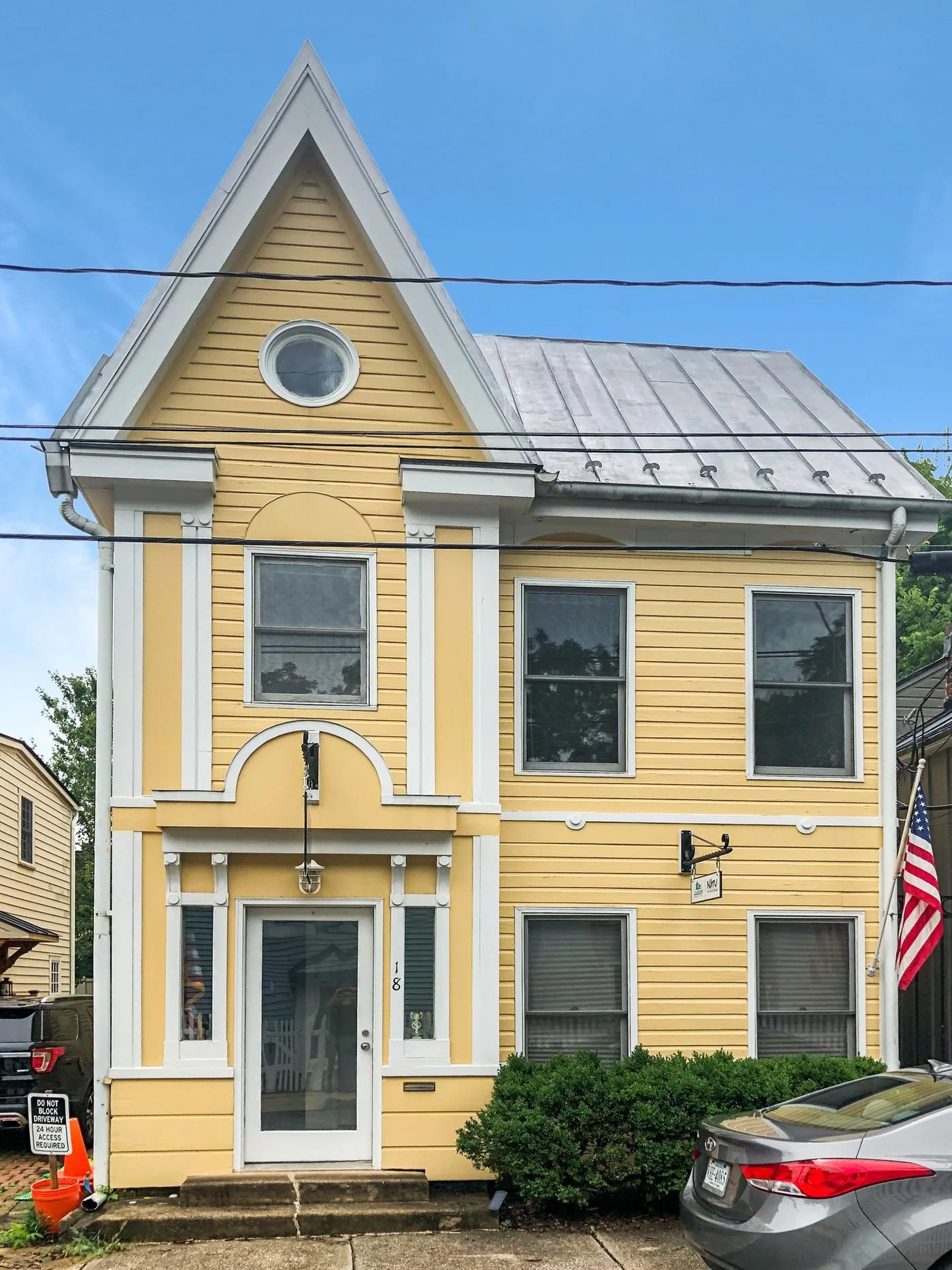 Photo-3 of 18 Liberty St SW, Leesburg, VA 20175