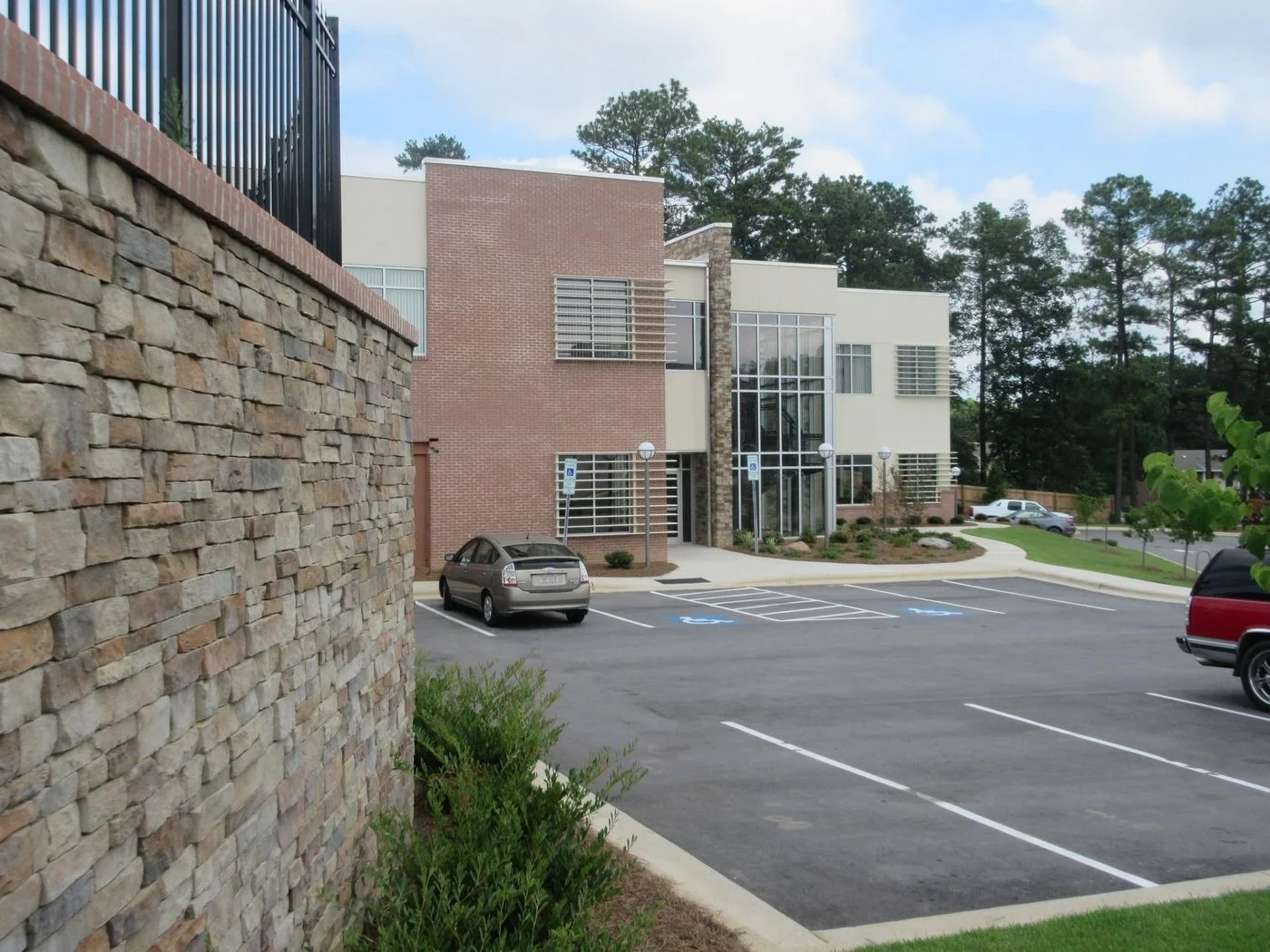 Photo 2 of 612 Winding Creek Rd, Fayetteville, NC 28305