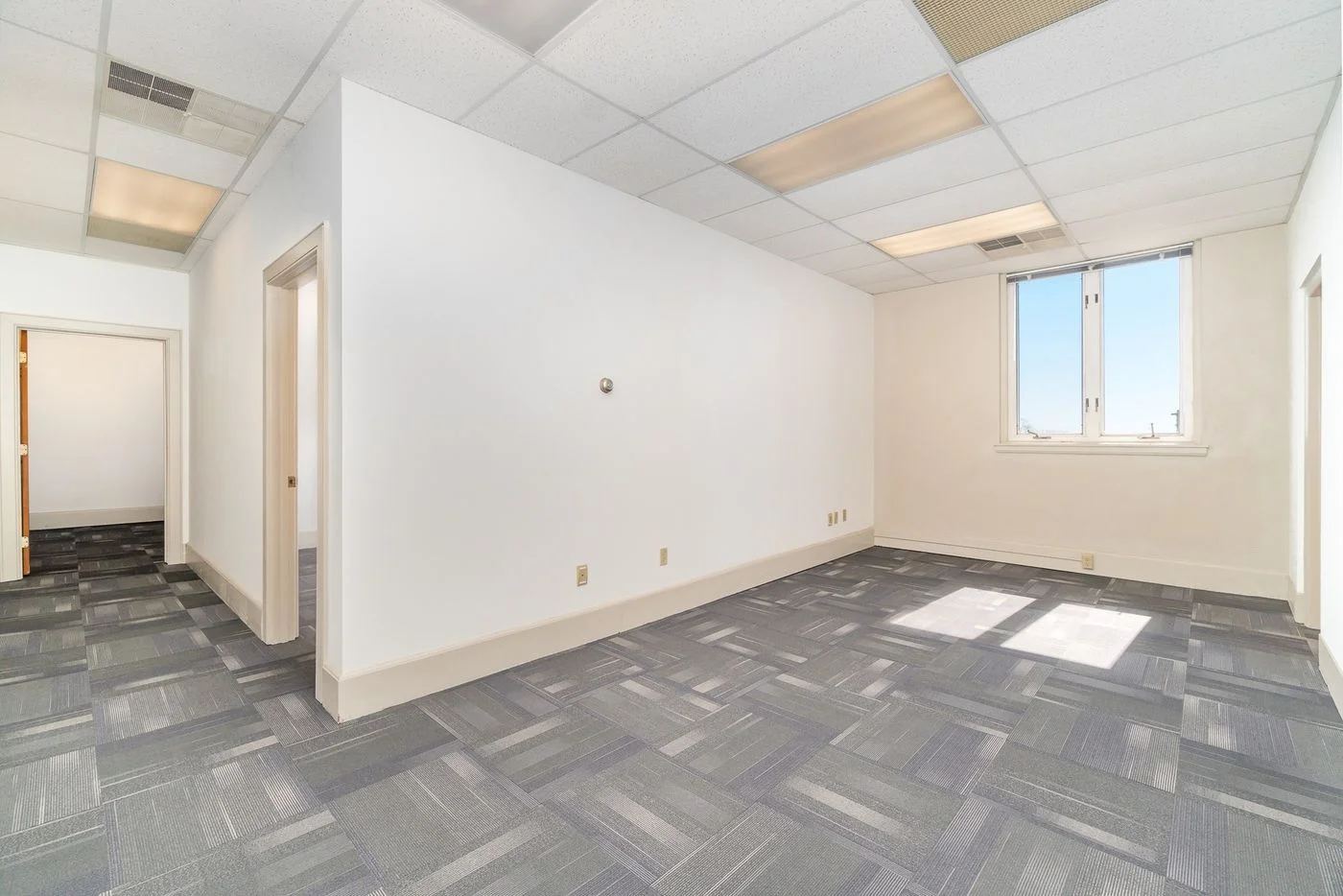 Photo 2 of 125 N Enola Dr, Enola, PA 17025