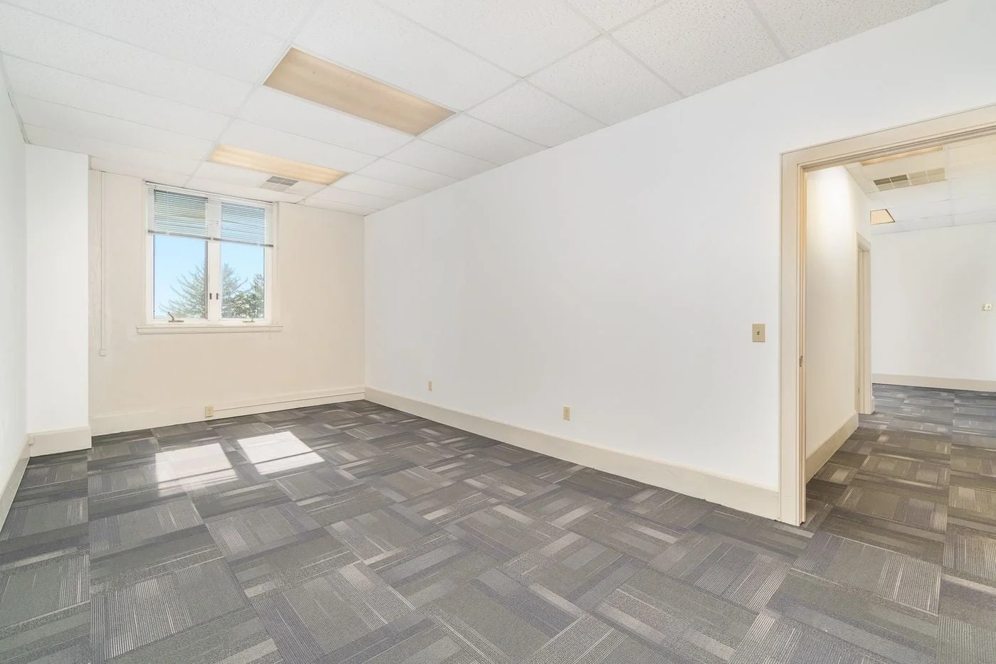 Photo 3 of 125 N Enola Dr, Enola, PA 17025