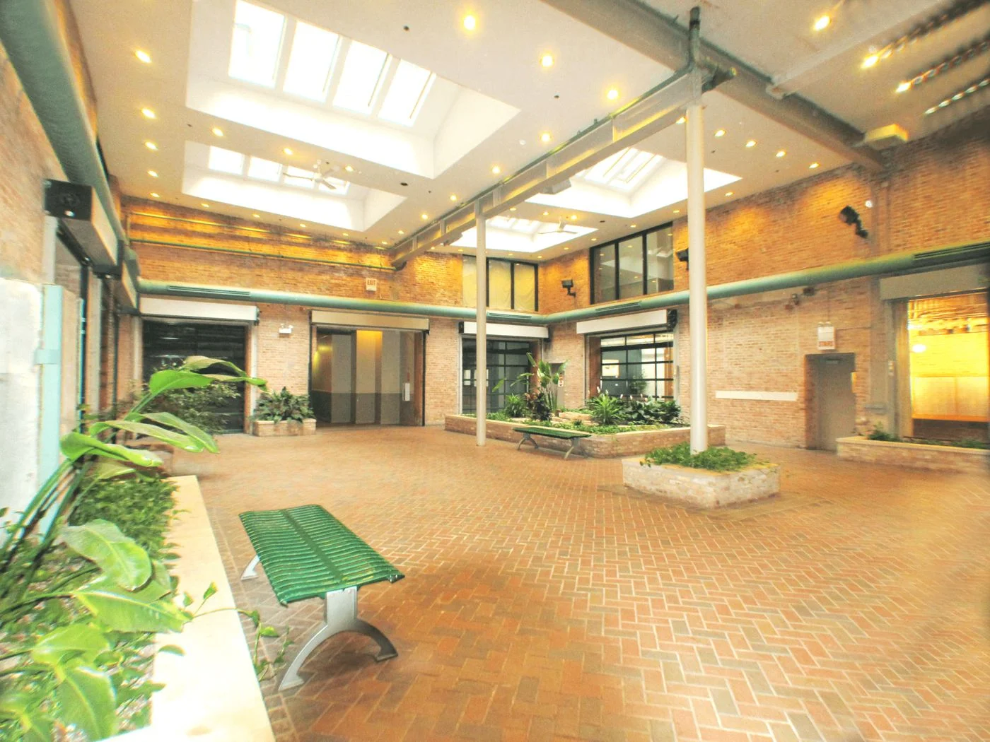 Photo 2 of 1727 S Indiana Ave, Chicago, IL 60616