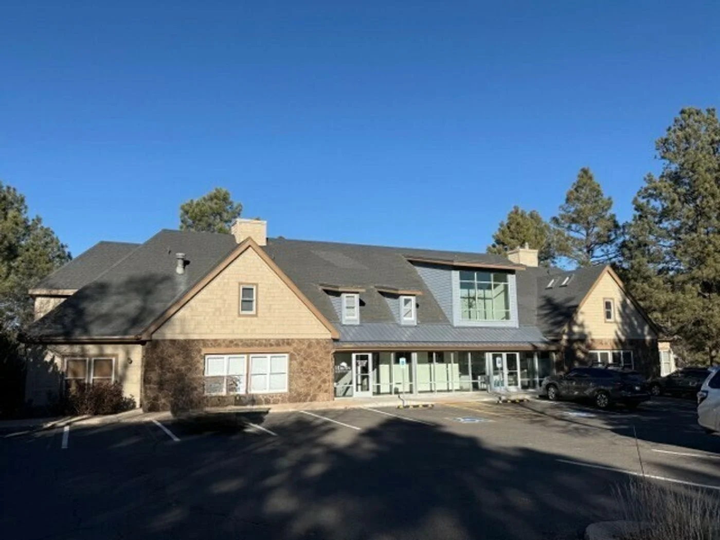 Photo 1 of 823 N San Francisco St, Flagstaff, AZ 86001