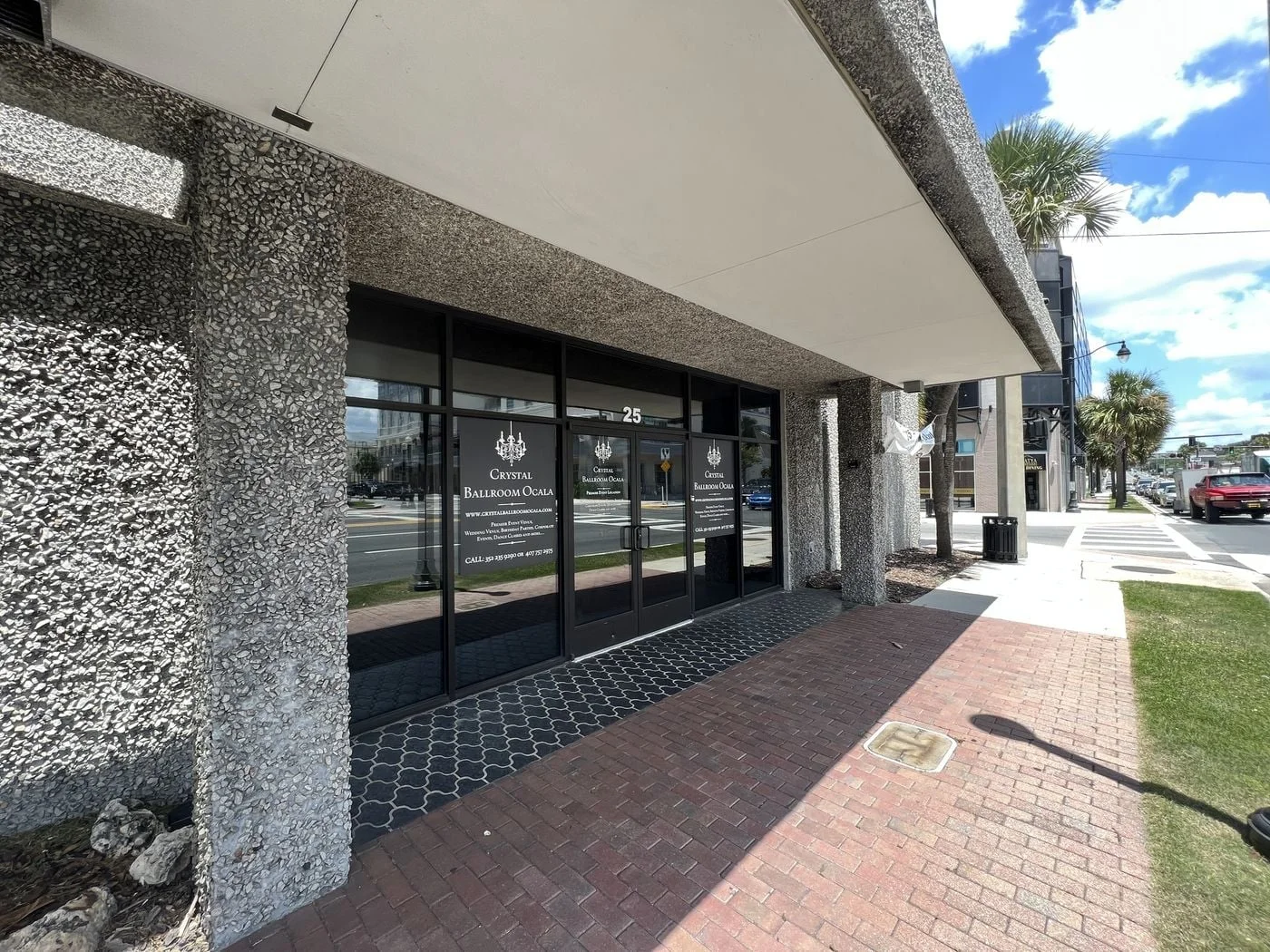 Photo 2 of 25 E Silver Springs Blvd, Ocala, FL 34470