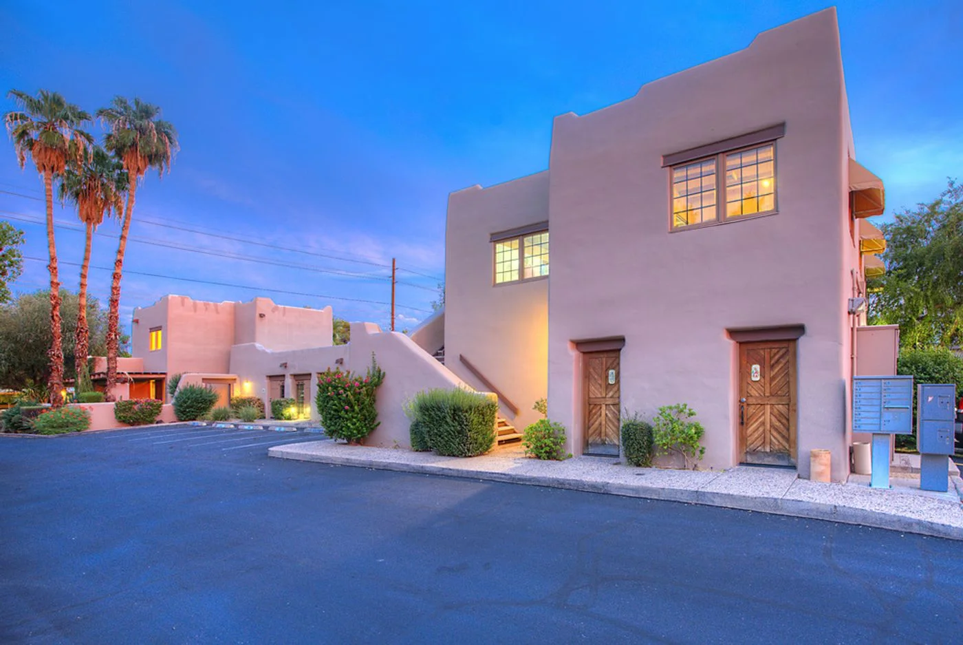 Photo 2 of 4520 N 12th St, Phoenix, AZ 85014