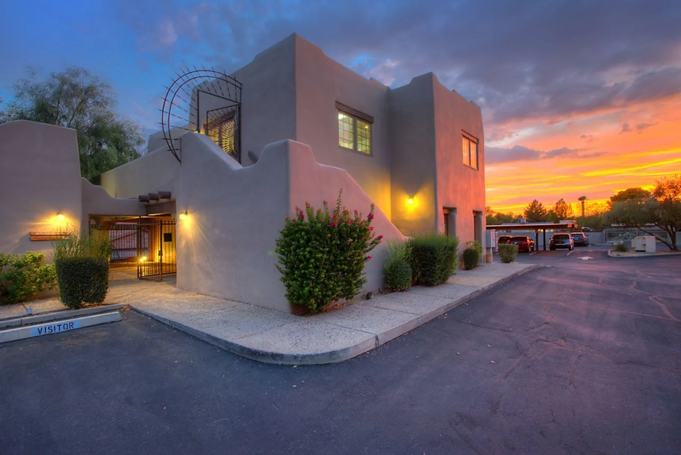 Photo 3 of 4520 N 12th St, Phoenix, AZ 85014