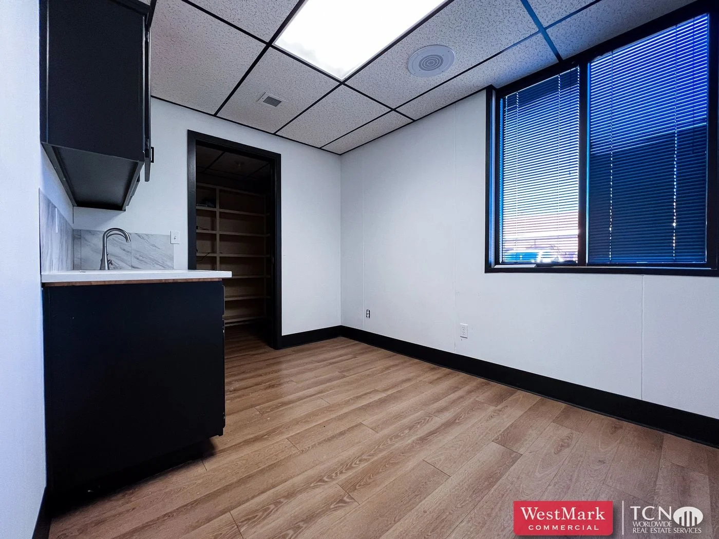 Photo 3 of 5124 82nd St, Lubbock, TX 79424