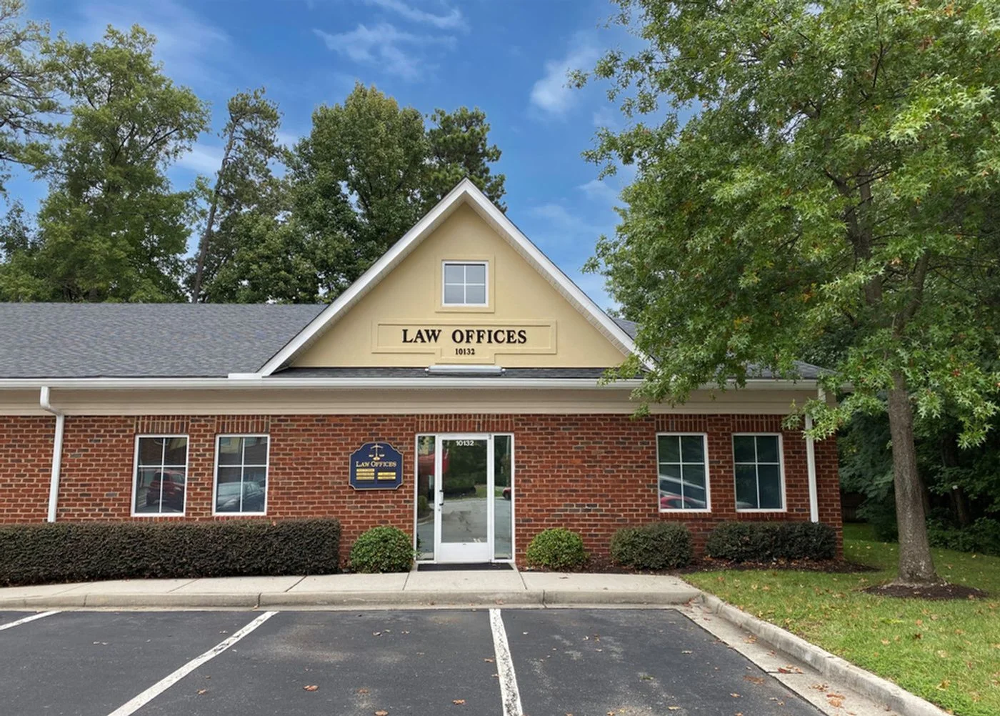 Photo-1 of 10132 W Broad St, Glen Allen, VA 23060