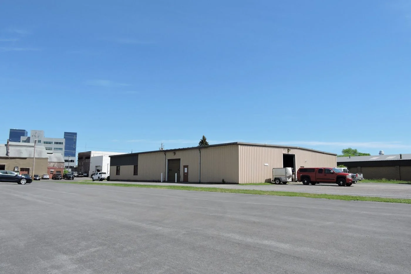 Photo-2 of 709 Erie Blvd W, Syracuse, NY 13204