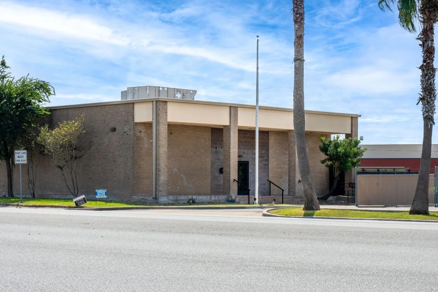 Photo-1 of 1121 E Austin Ave, Harlingen, TX 78550