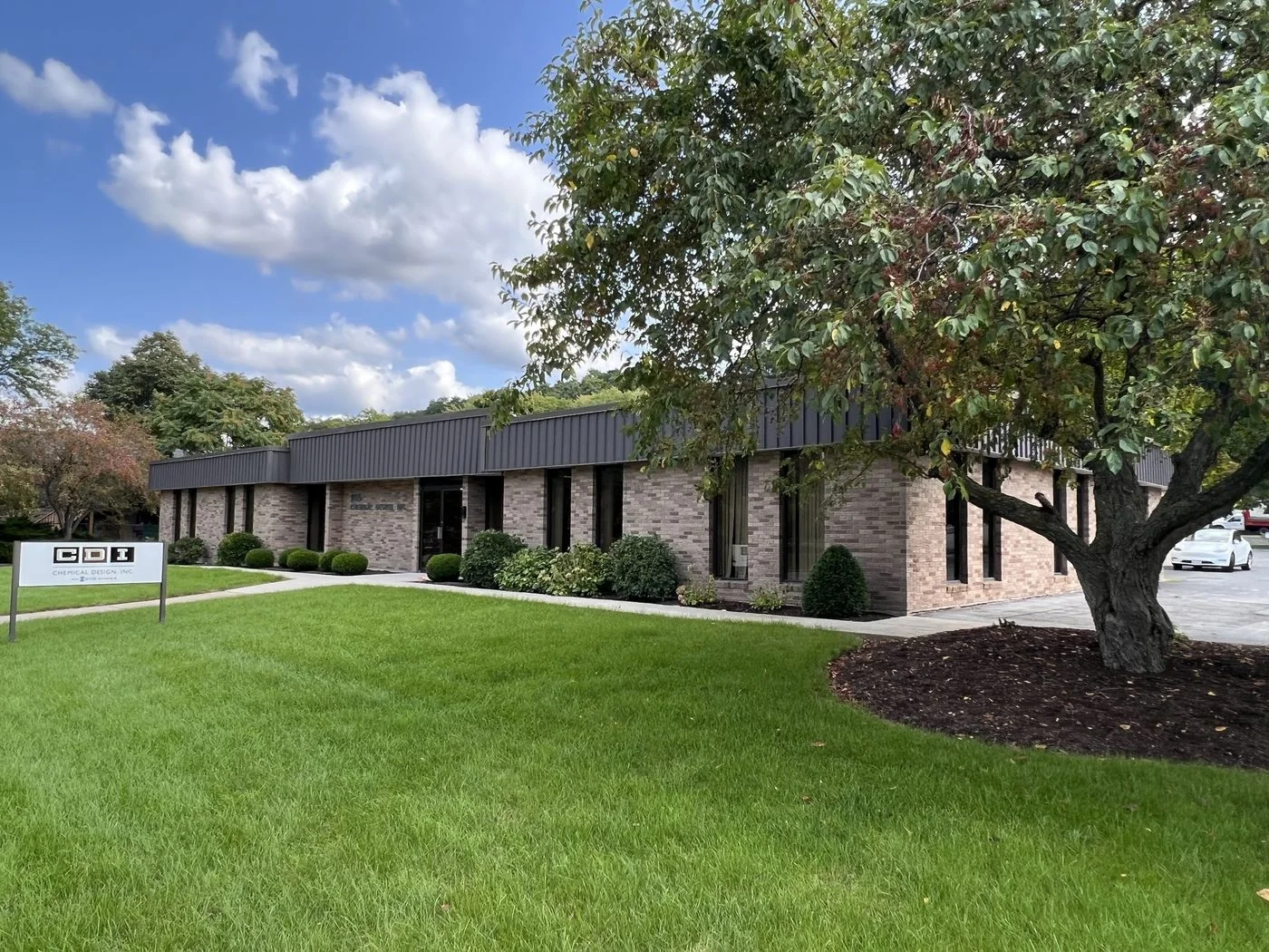 Photo 2 of 285 Market St, Lockport, NY 14094