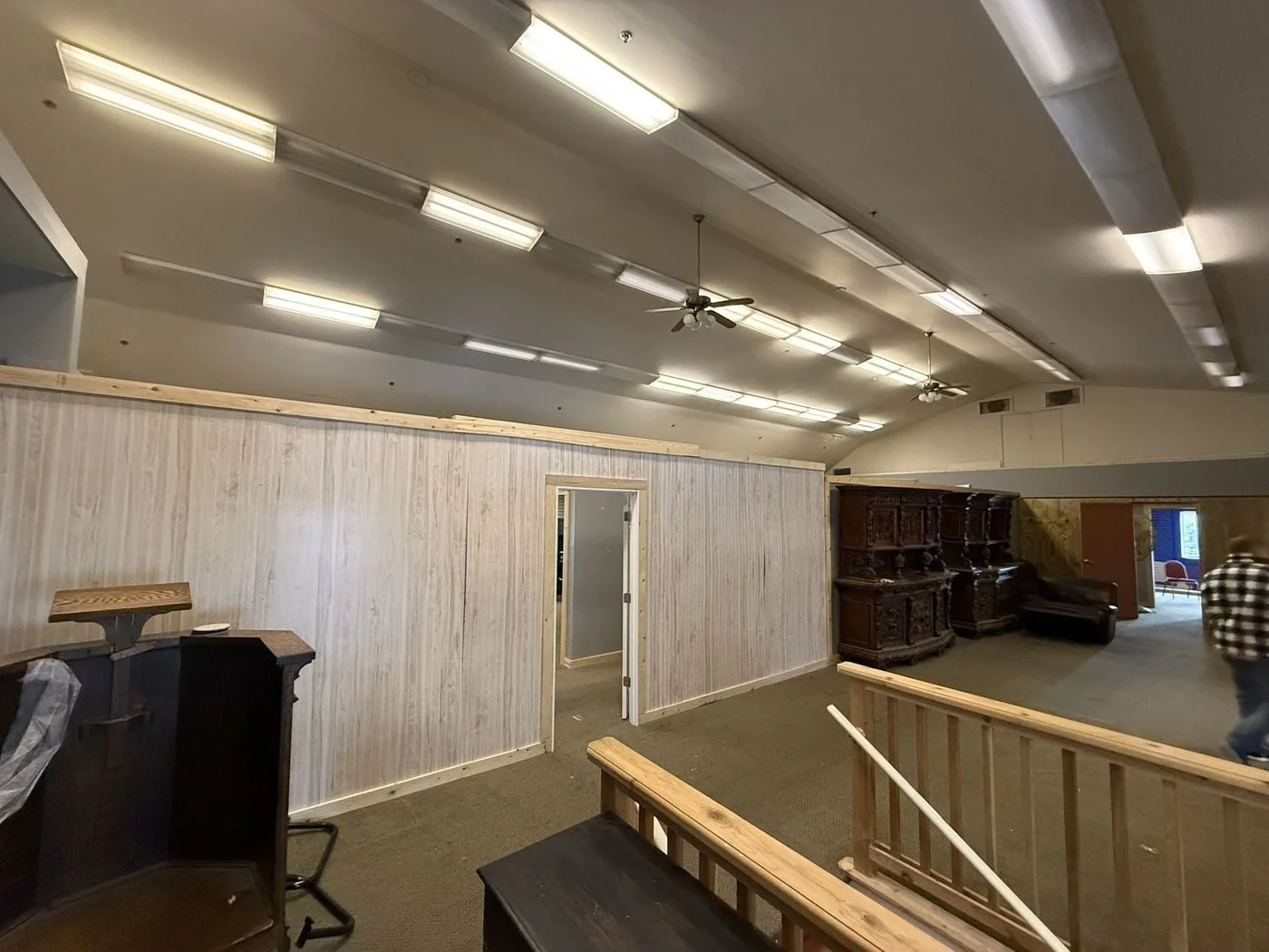 Photo 3 of 2359 Joslyn Rd, Lake Orion, MI 48360