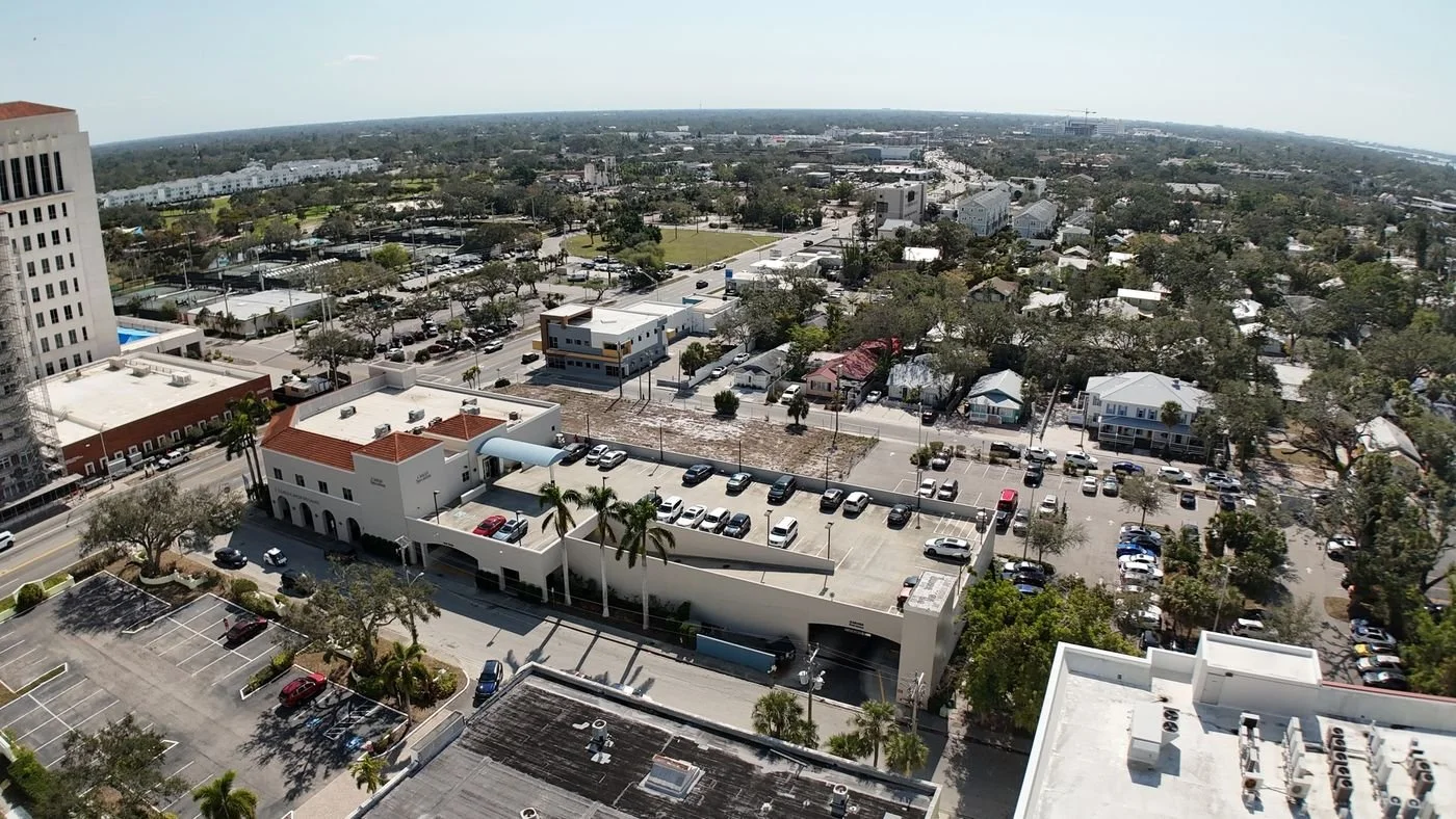 Photo-2 of 1970 Golf St, Sarasota, FL 34236