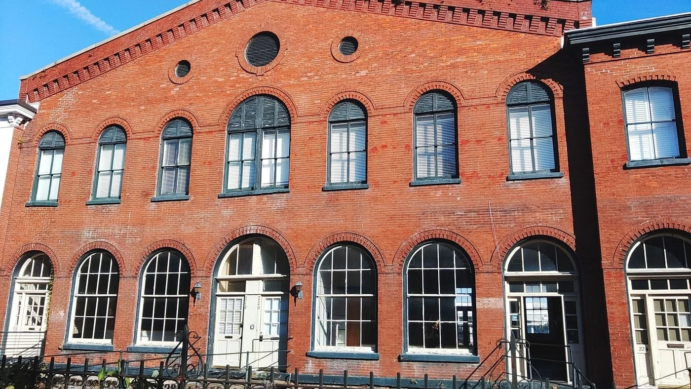 Photo 3 of 215 E River Street, Savannah, GA 31401