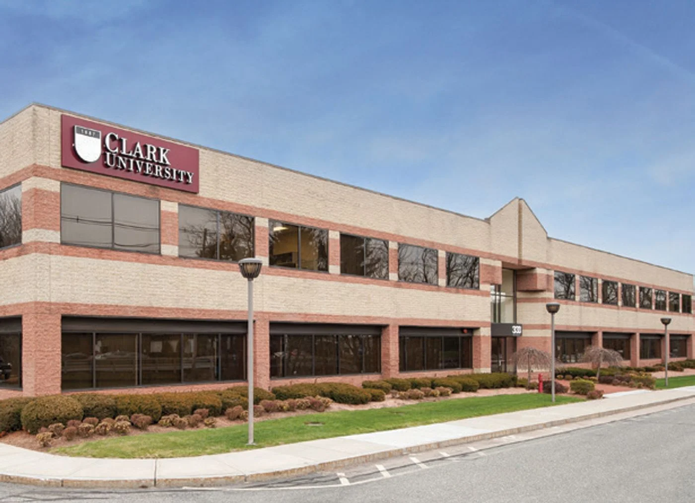 Photo 1 of 333 Turnpike Rd, Southborough, MA 01772