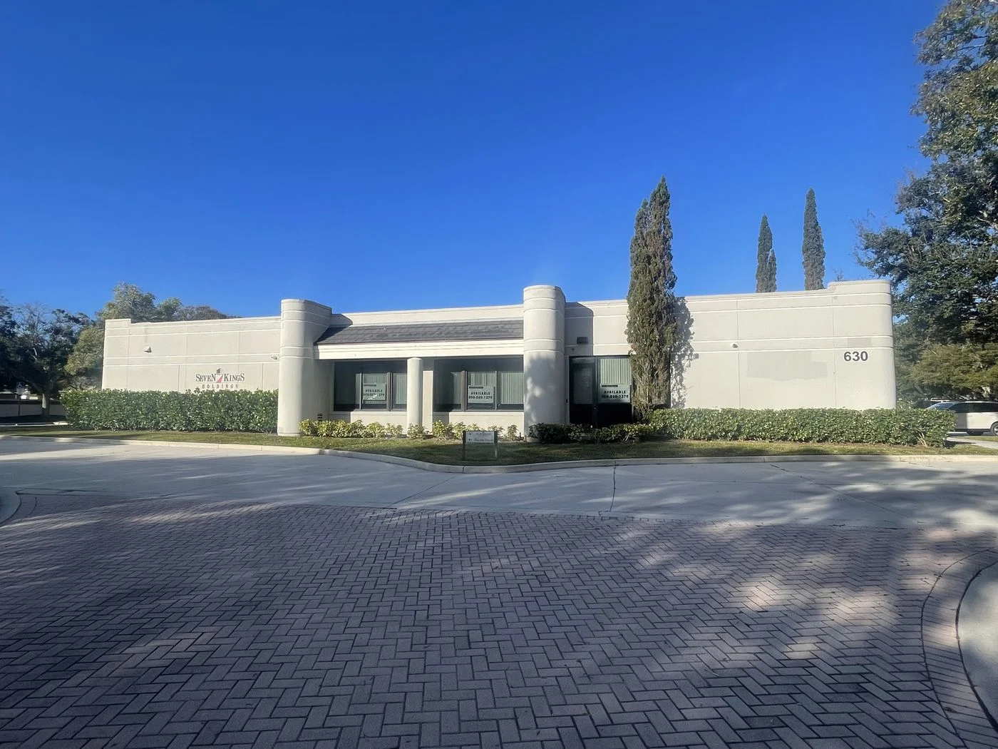 Photo 1 of 630 Maplewood Dr, Jupiter, FL 33458