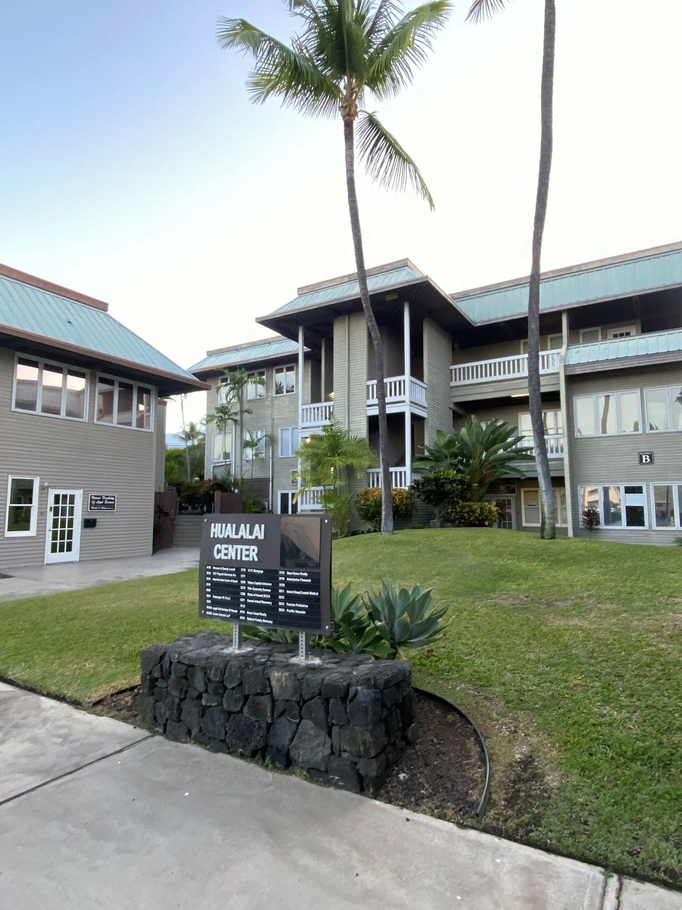 Photo 1 of 75-170 Hualalai Rd, Kailua Kona, HI 96740