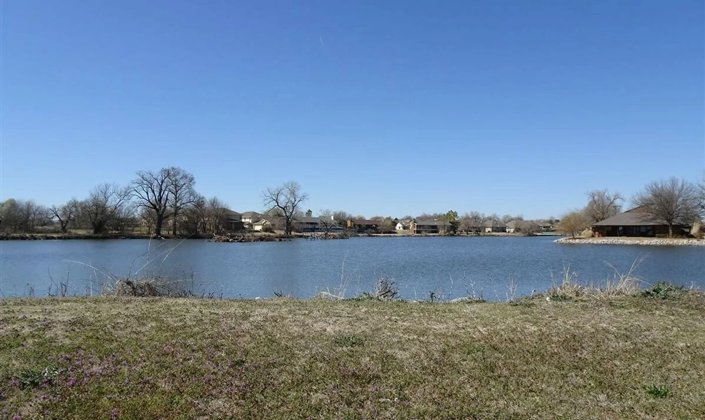 Photo 3 of 10005 S Pennsylvania Ave, Oklahoma City, OK 73159