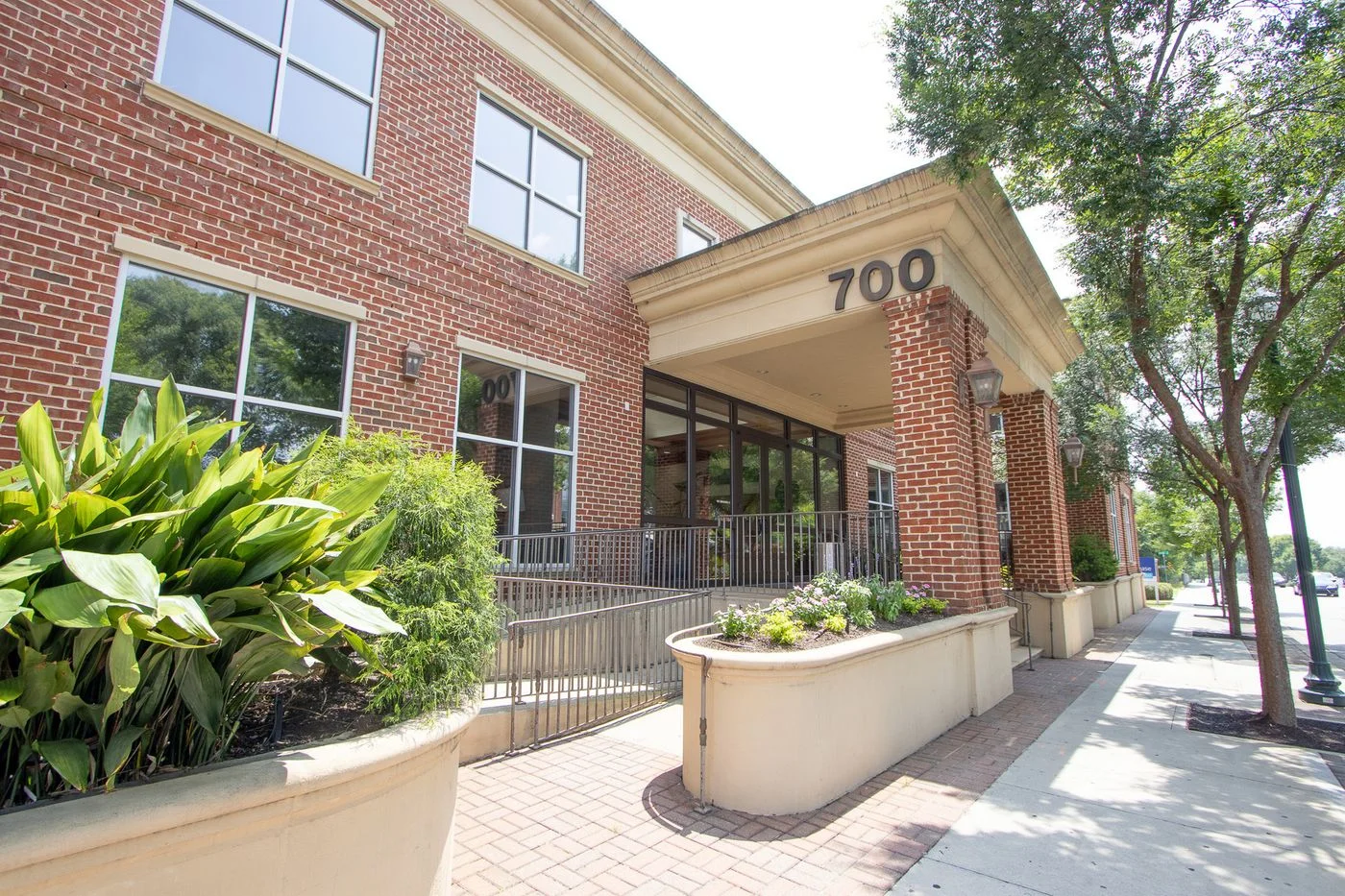 Photo 3 of 700 Gervais St, Columbia, SC 29201