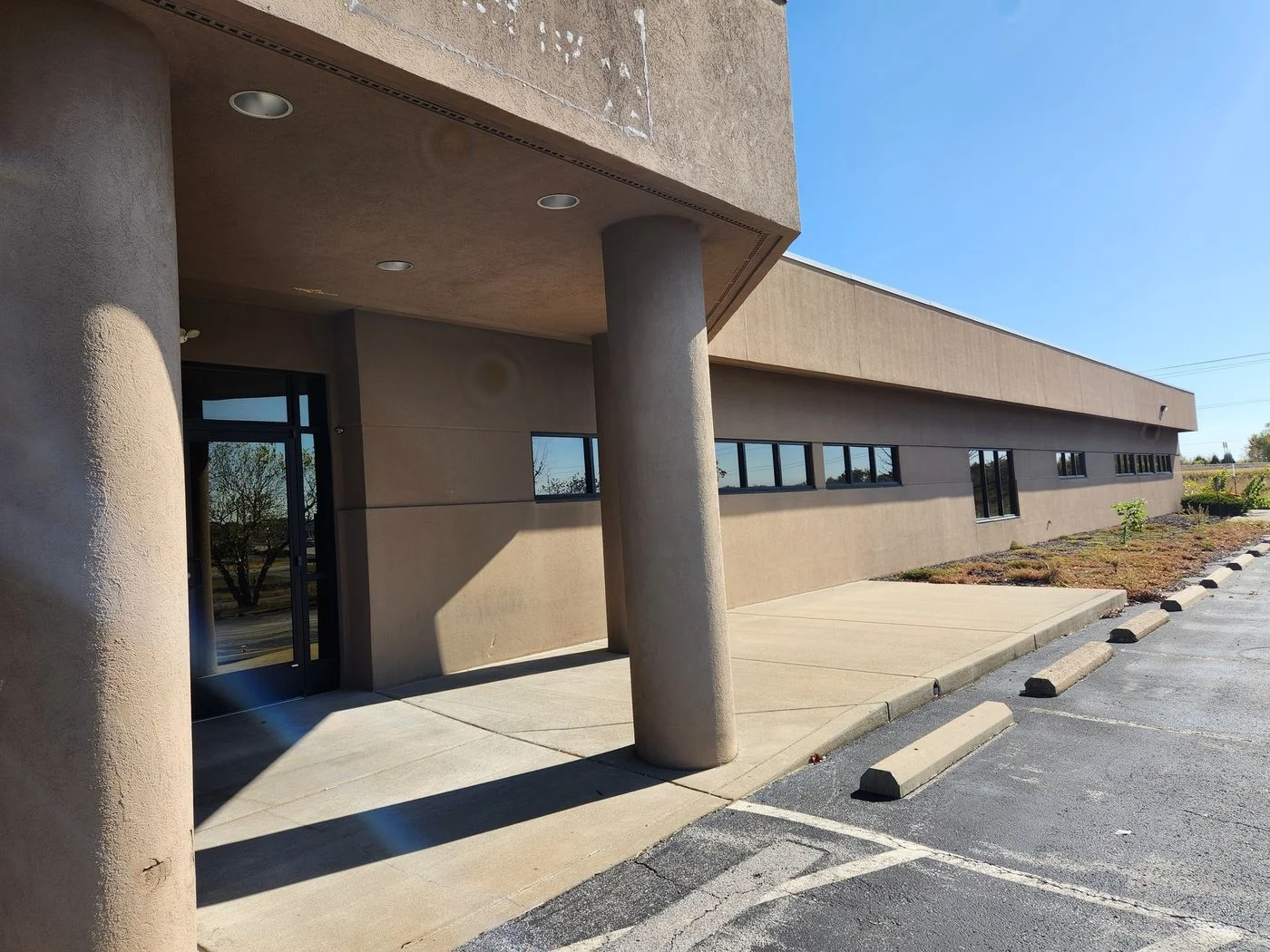 Photo 1 of 5557 Nashville Rd, Bowling Green, KY 42101