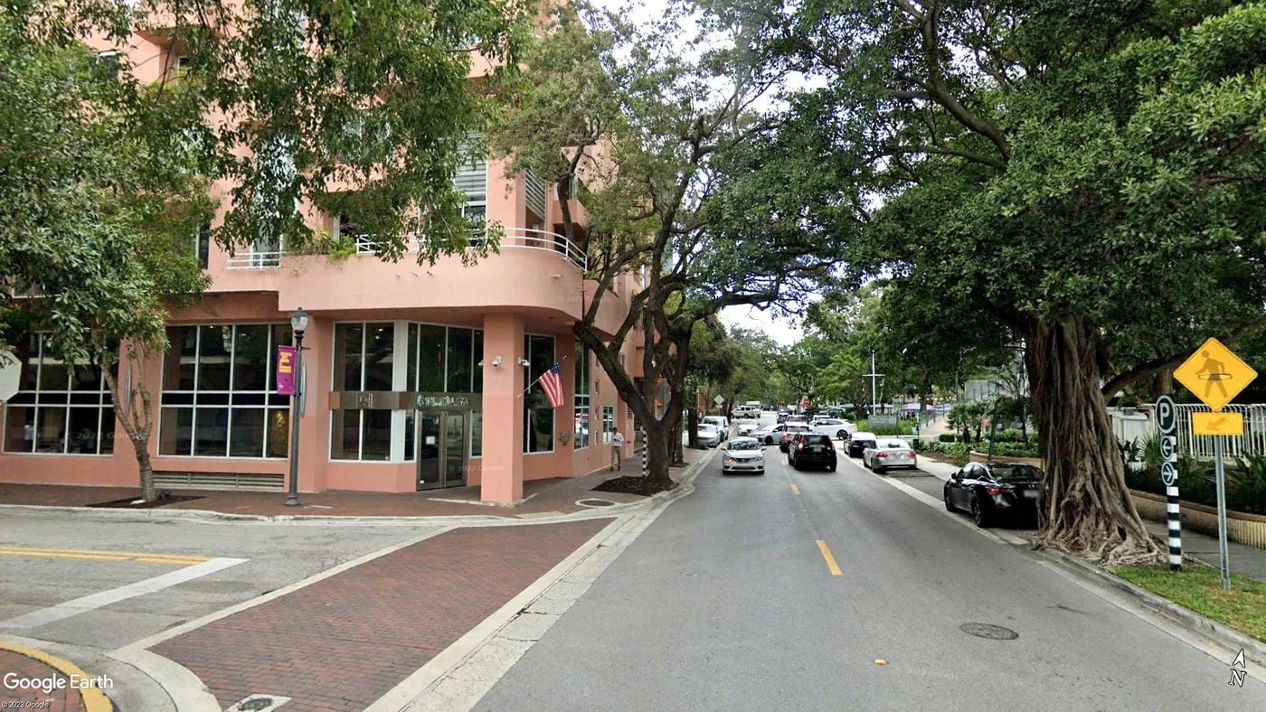 Photo 3 of 3350 Mary St, Coconut Grove, FL 33133