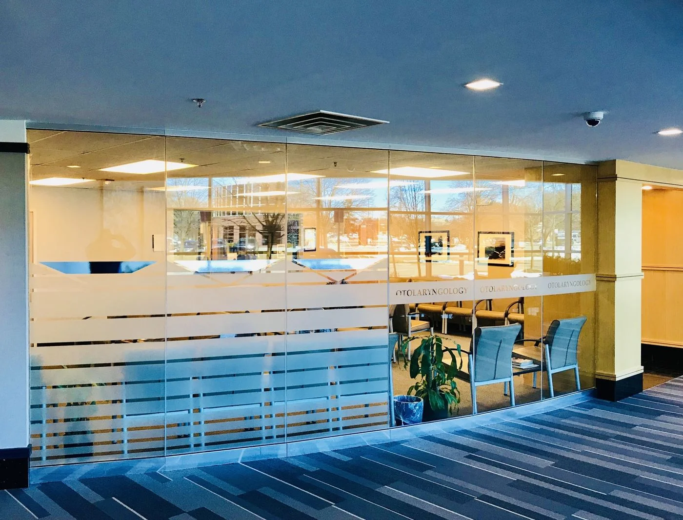 Photo 3 of 28300 Orchard Lake Rd, Farmington Hills, MI 48334