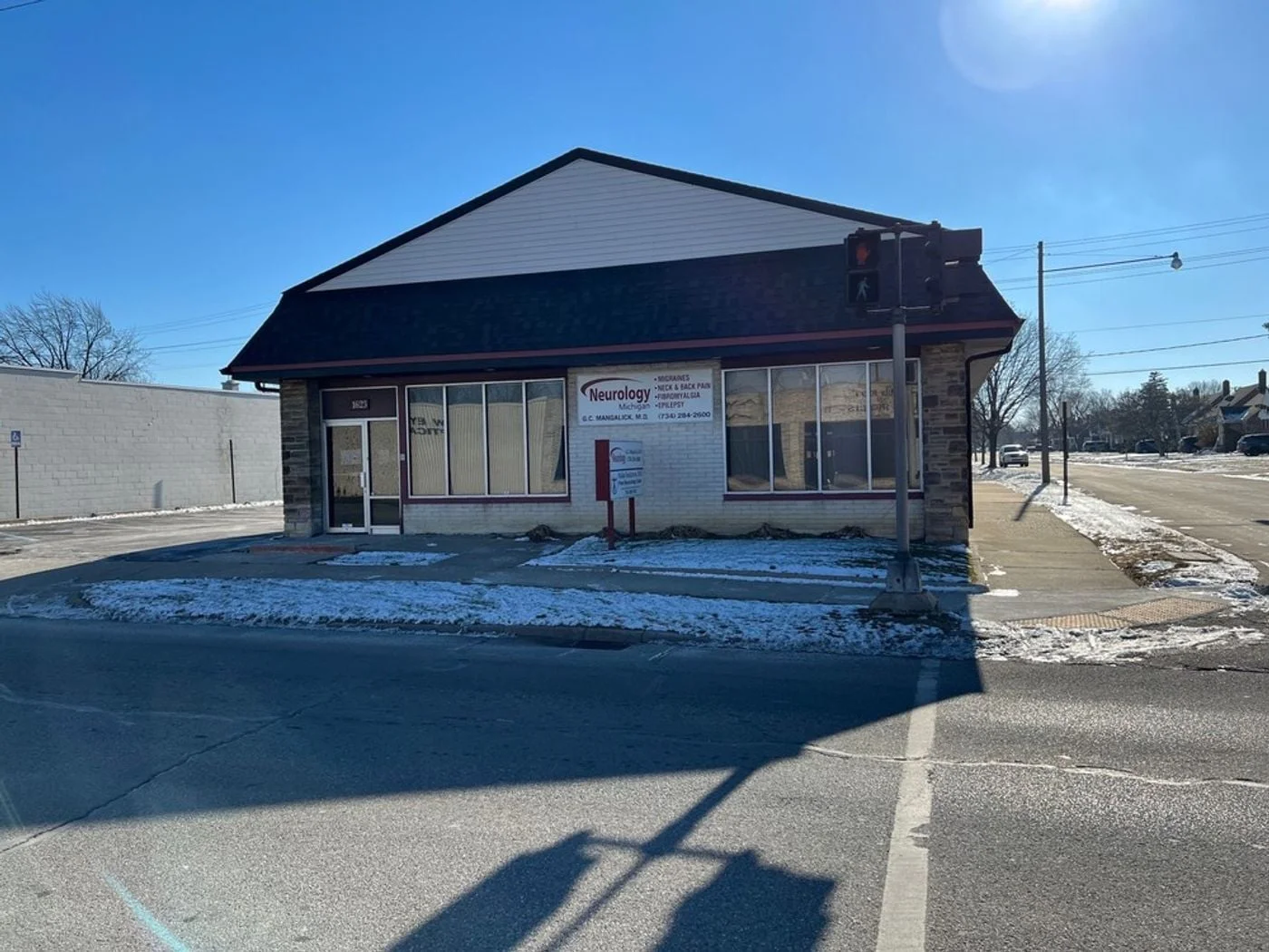 Photo 3 of 1623 Ford Ave, Wyandotte, MI 48192