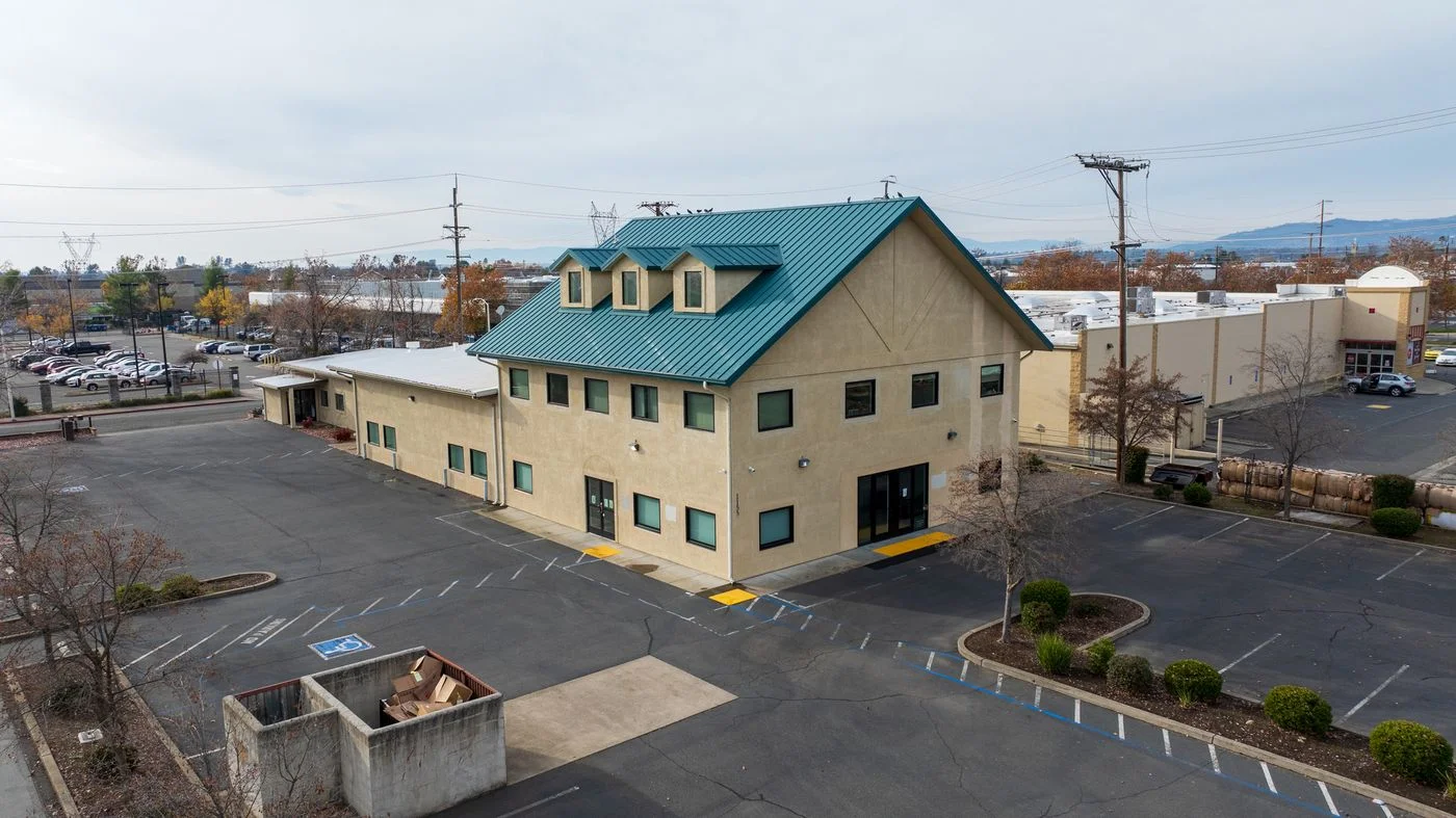 Photo 1 of 1155 Del Monte St, Redding, CA 96002