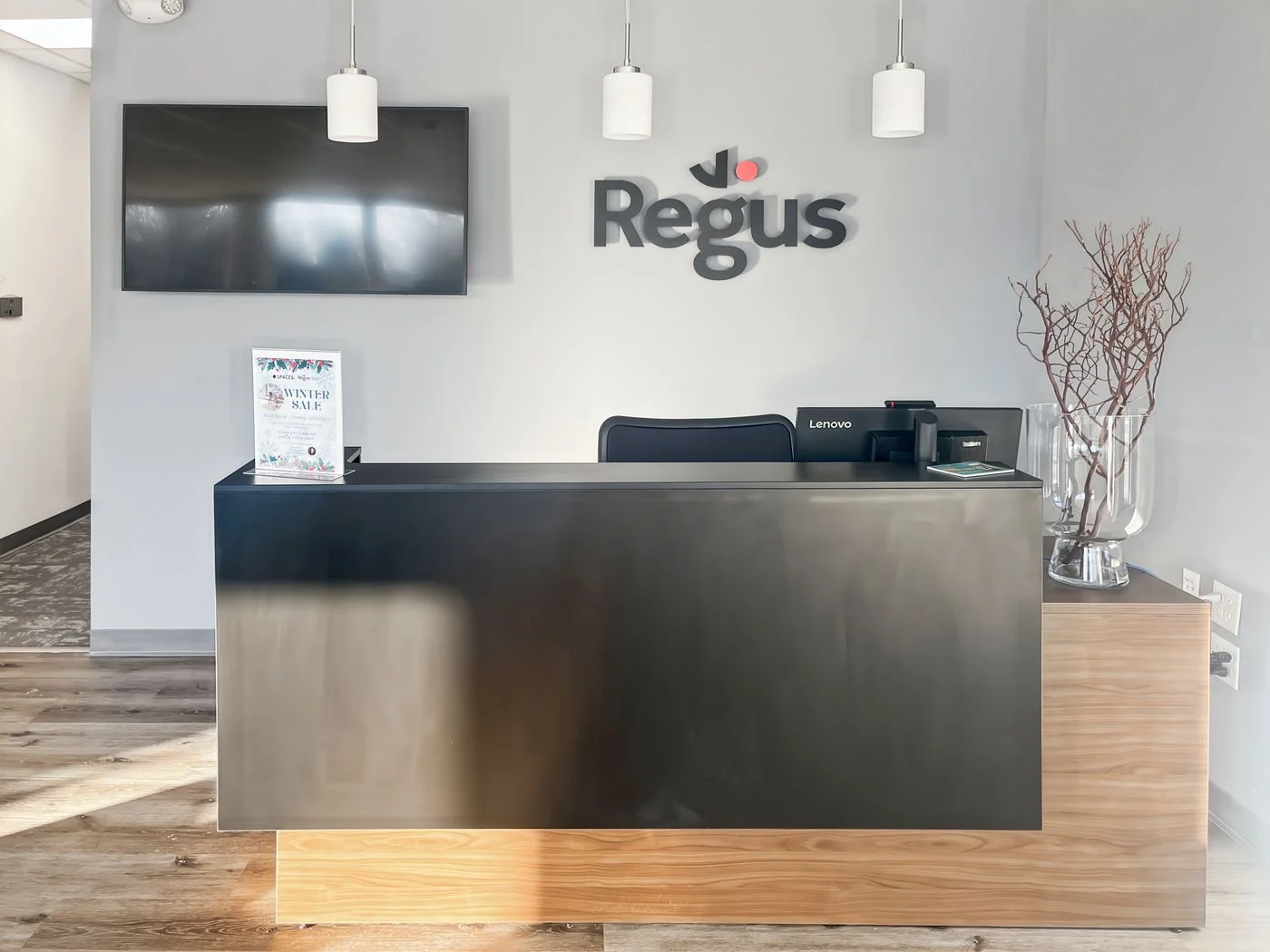 Photo 2 of 1053 Farmington Ave # 1RST Fl 2, Farmington, CT 06032